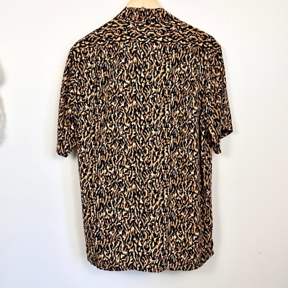 Sold - Saint Laurent Men's Short Sleeve Camp Collar Shirt Medium | 39 15 1/2 New - Picture 9 of 17